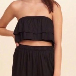 Stretchy black bandeau top